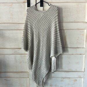 Pull over Shawl